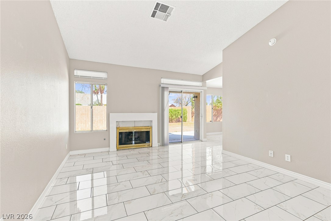 6356 Mint Frost Way Property Photo 8