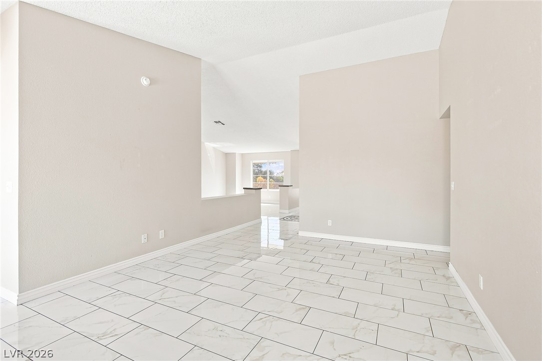6356 Mint Frost Way Property Photo 17