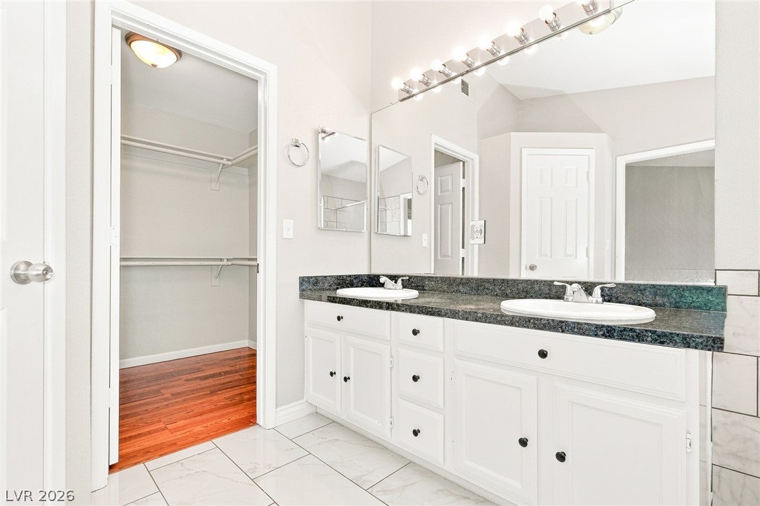 6356 Mint Frost Way Property Photo 18