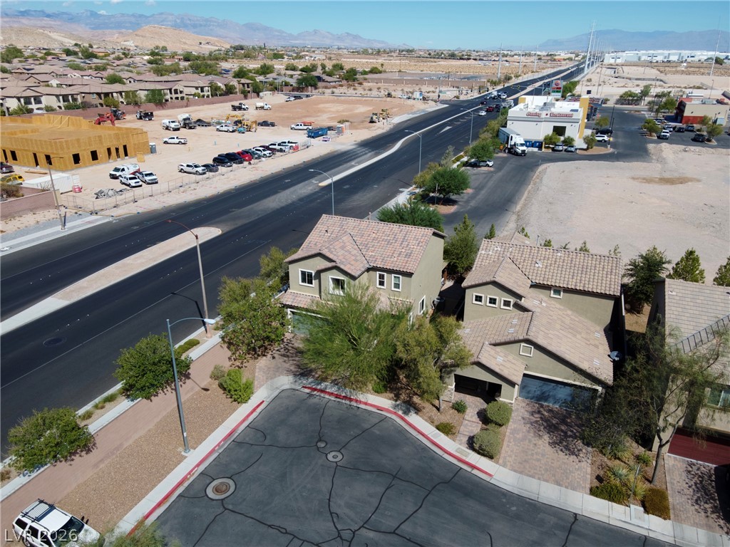 6898 Linda Creek Court Property Photo 30