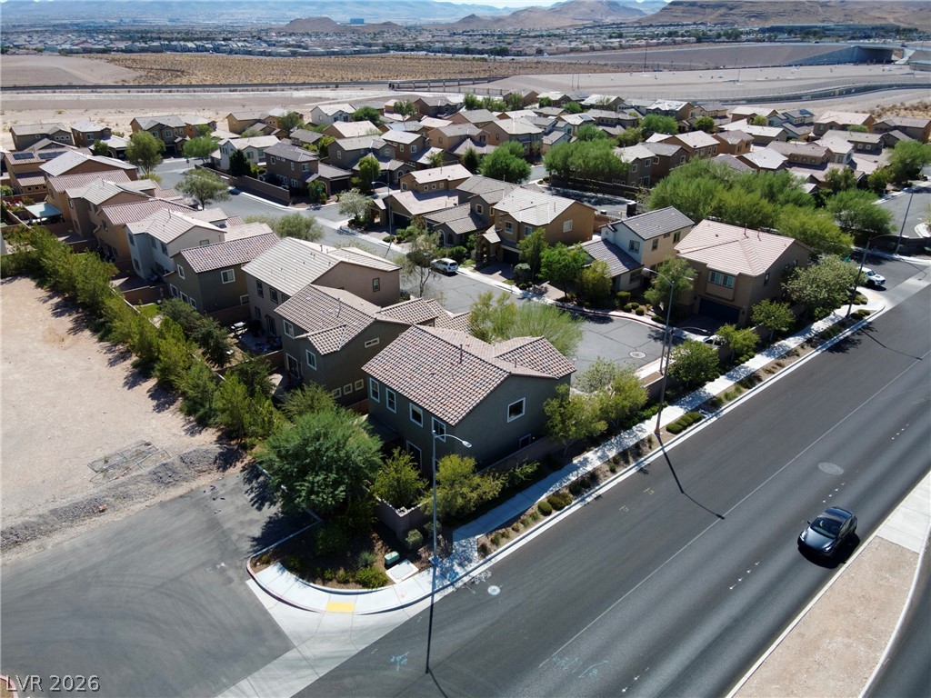 6898 Linda Creek Court Property Photo 32