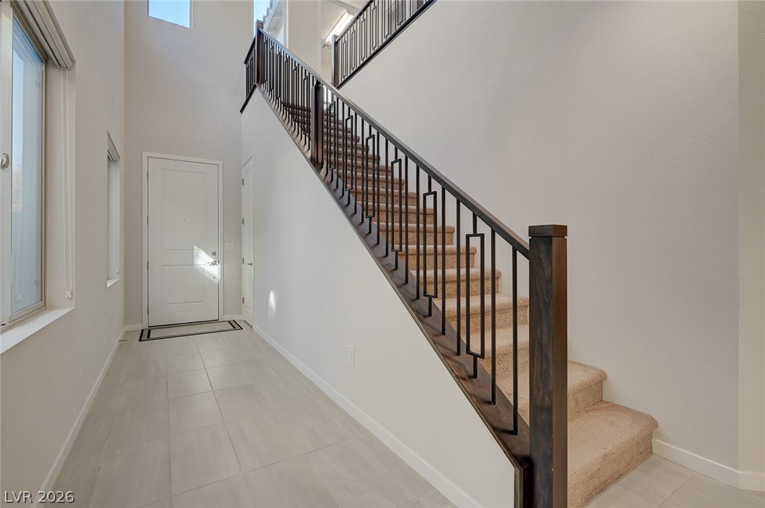 103 Medianoche Street Property Photo 5