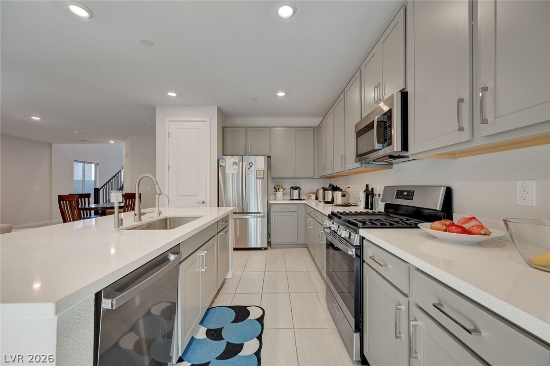 103 Medianoche Street Property Photo 19