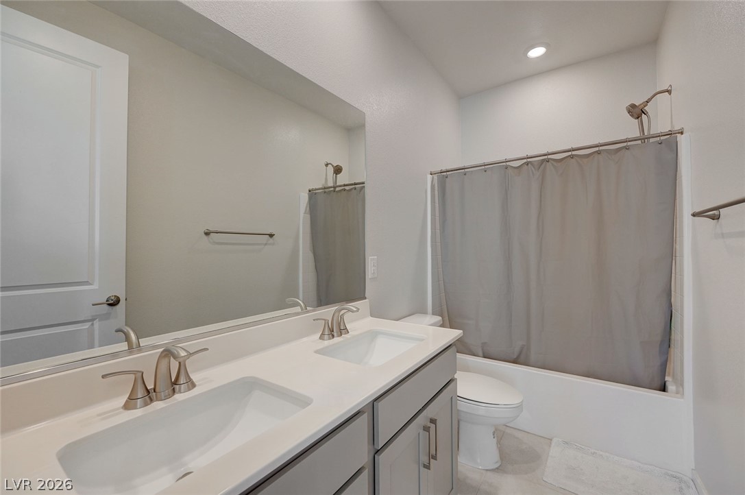 103 Medianoche Street Property Photo 45