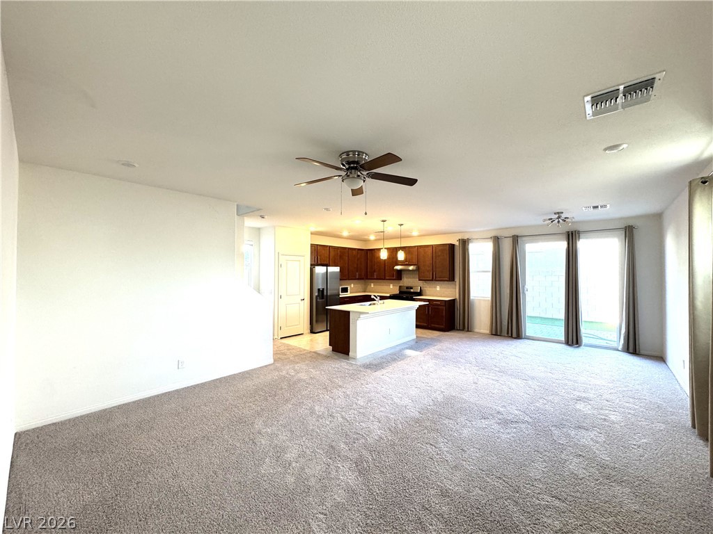 9562 Granville Bridge Street Property Photo 7