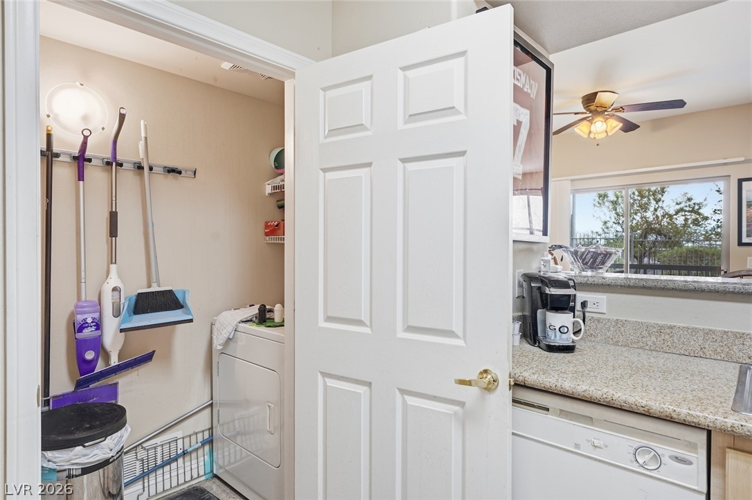 8000 Badura Avenue 1074 Property Photo 21
