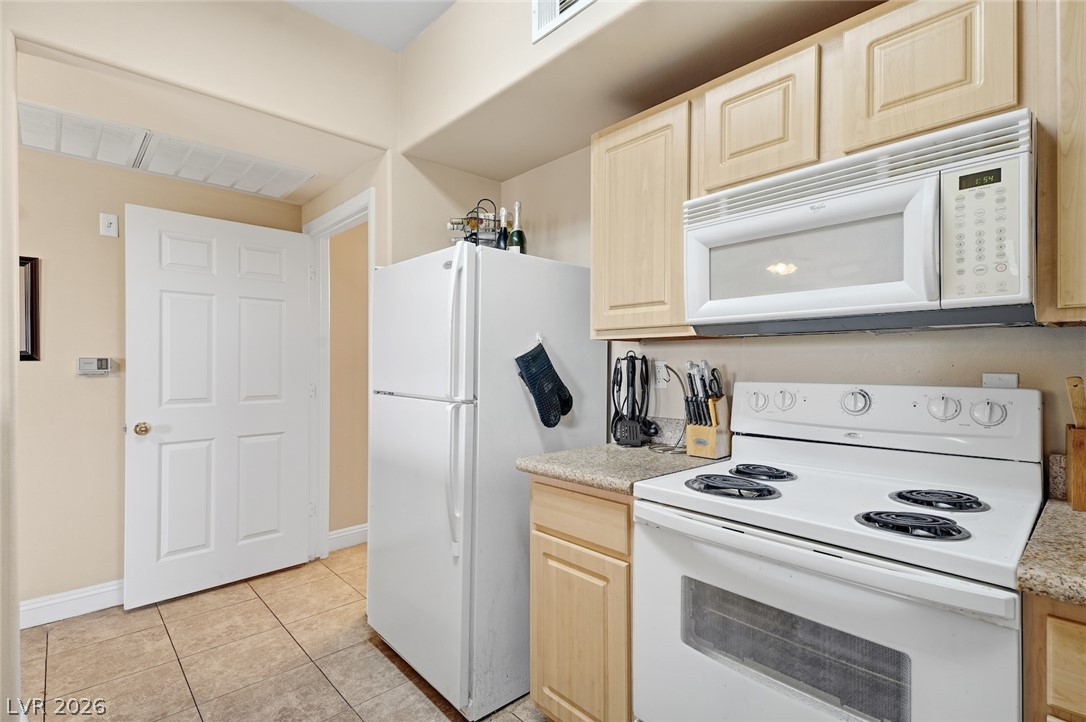 8000 Badura Avenue 1074 Property Photo 23