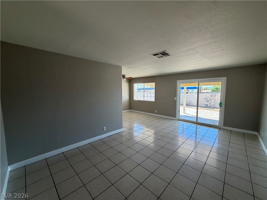 4913 Danbrook Court Property Photo 3
