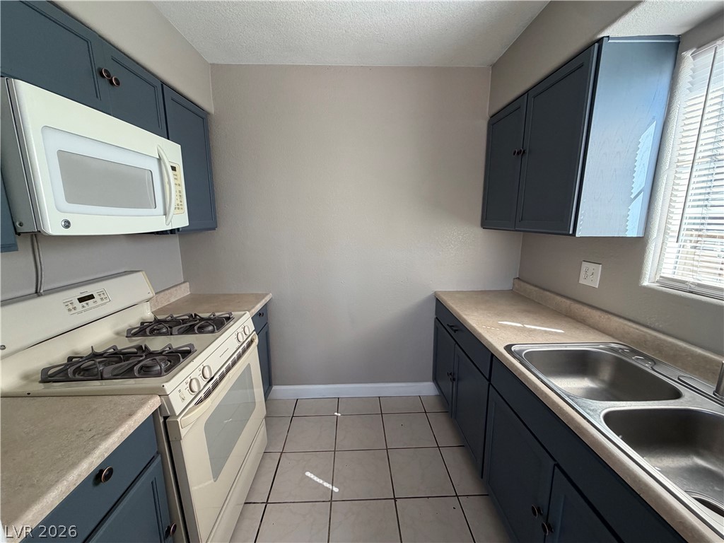 4913 Danbrook Court Property Photo 13
