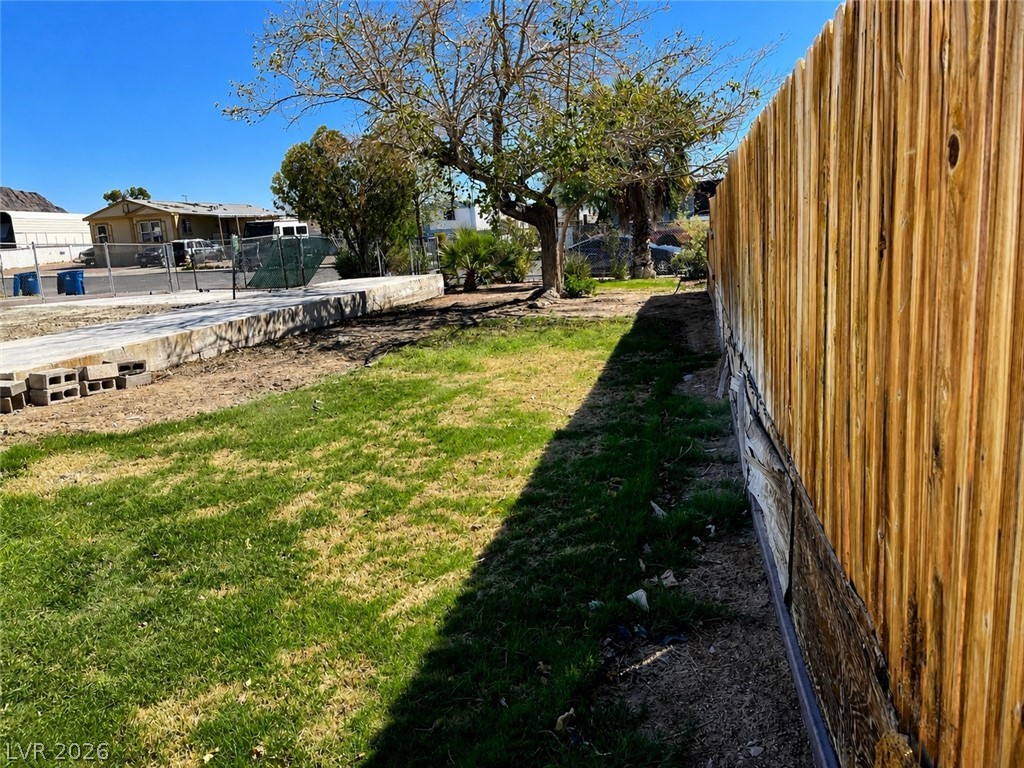 6196 Castlemont Avenue Property Photo 6