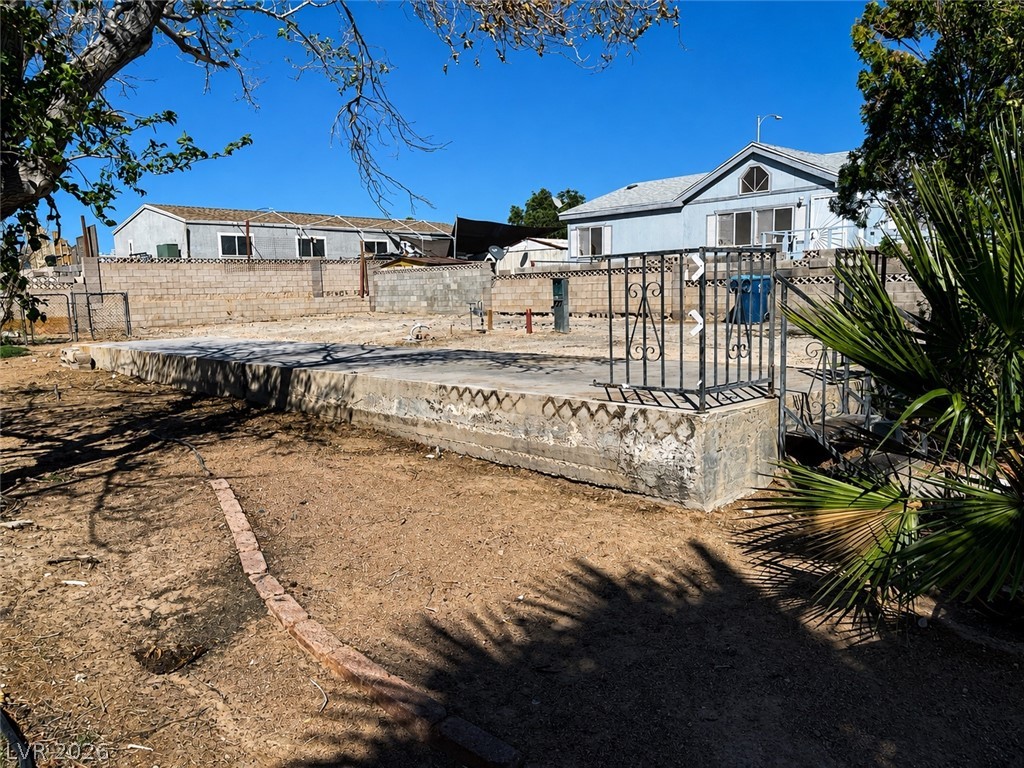 6196 Castlemont Avenue Property Photo 7