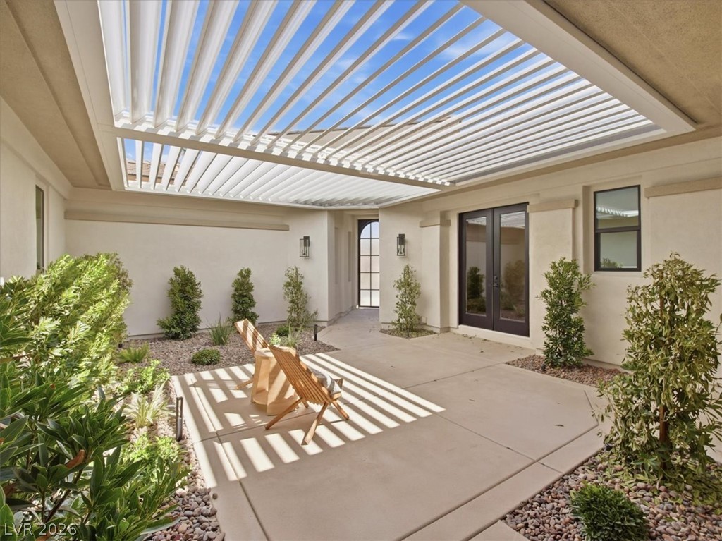 11321 Golden Chestnut Place Property Photo 8
