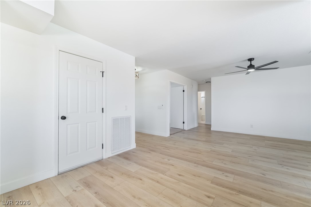 324 West Chesapeake Way Property Photo 10