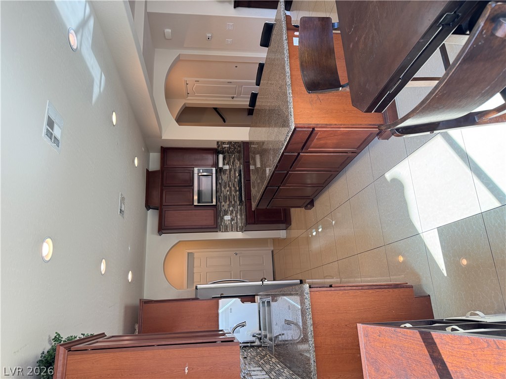 267 Garden Arbor Court Property Photo 18