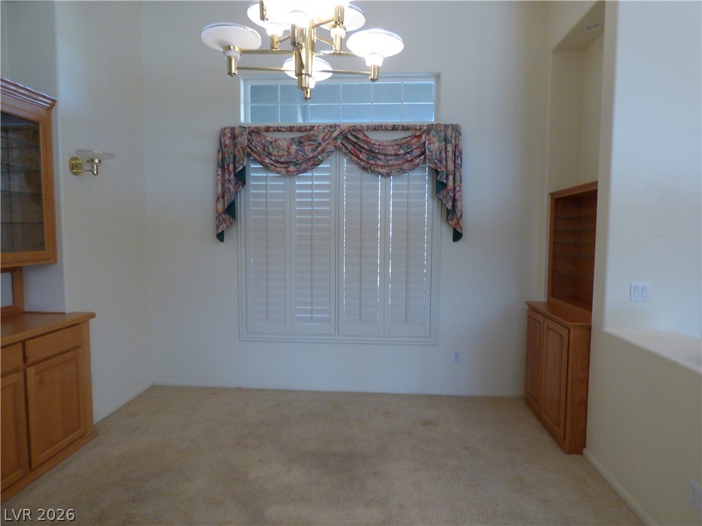 7695 Gilespie Street Property Photo 5