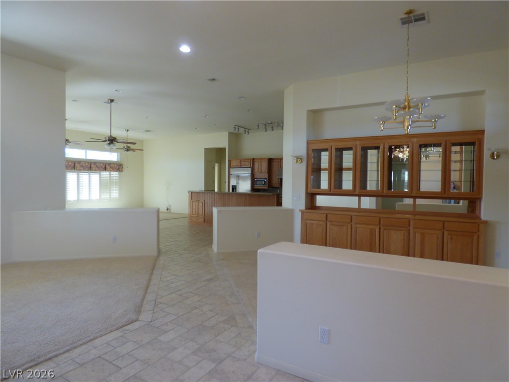 7695 Gilespie Street Property Photo 7