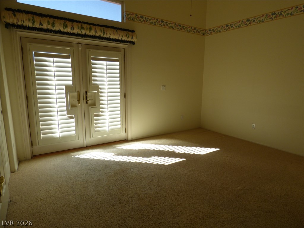 7695 Gilespie Street Property Photo 21