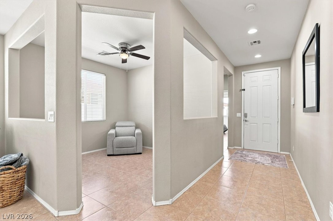 6283 Shamrock Lake Avenue Property Photo 18