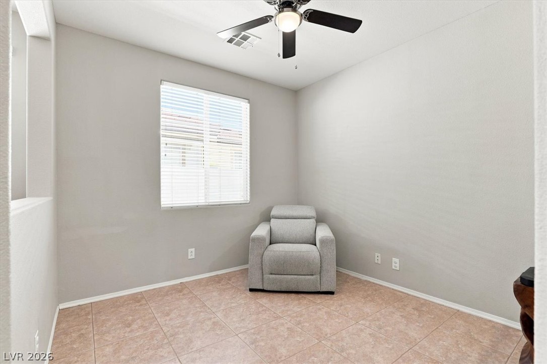 6283 Shamrock Lake Avenue Property Photo 19