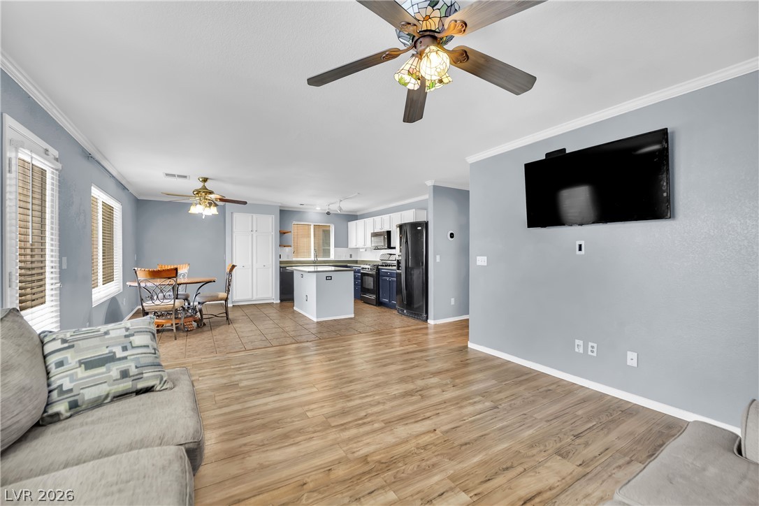 5041 Dancing Lights Avenue Property Photo 12