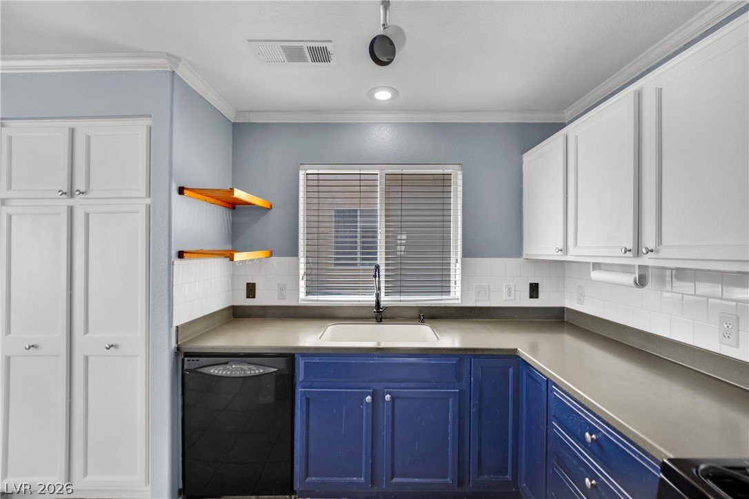 5041 Dancing Lights Avenue Property Photo 18