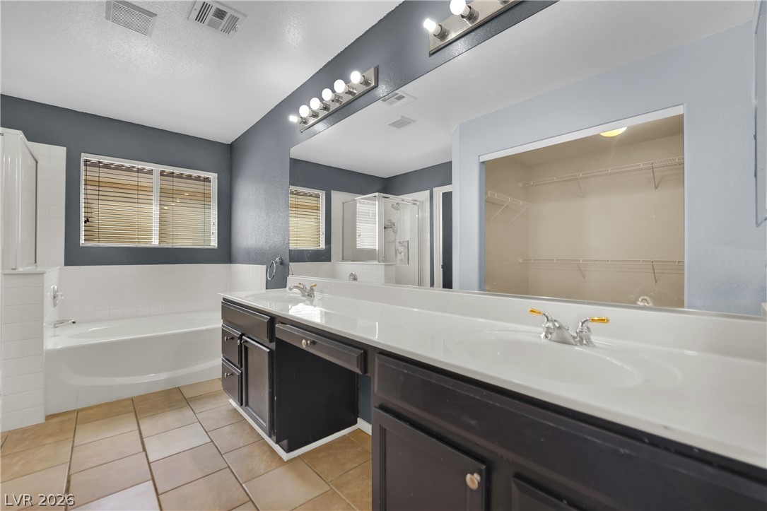 5041 Dancing Lights Avenue Property Photo 31