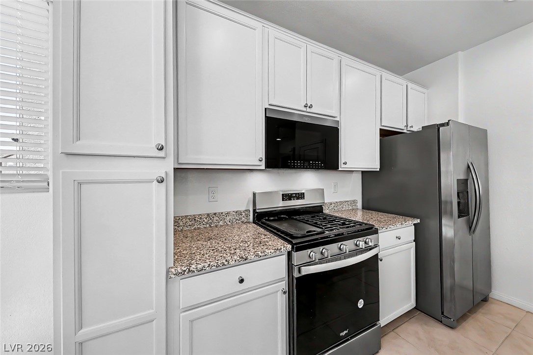 400 Desert Cadence Street Property Photo 15