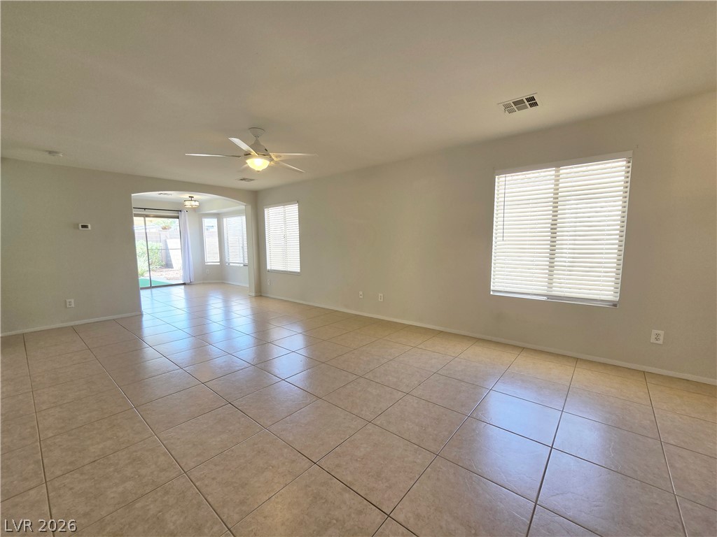 4931 Lunetto Avenue Property Photo 5