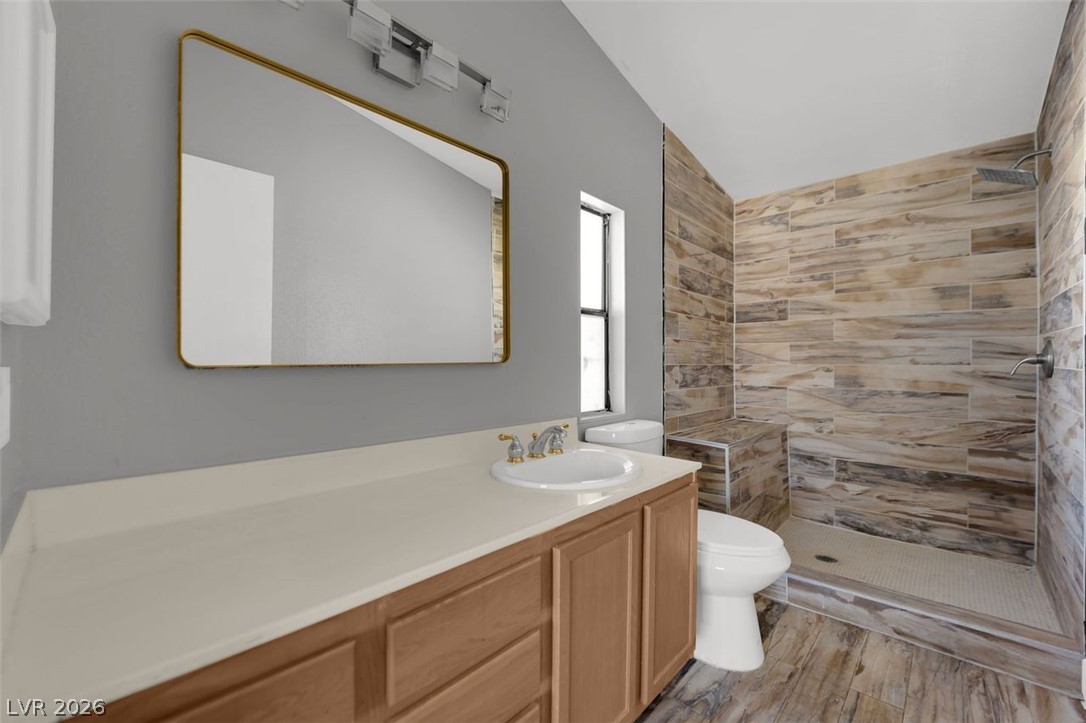 2878 Green Tree Avenue Property Photo 8