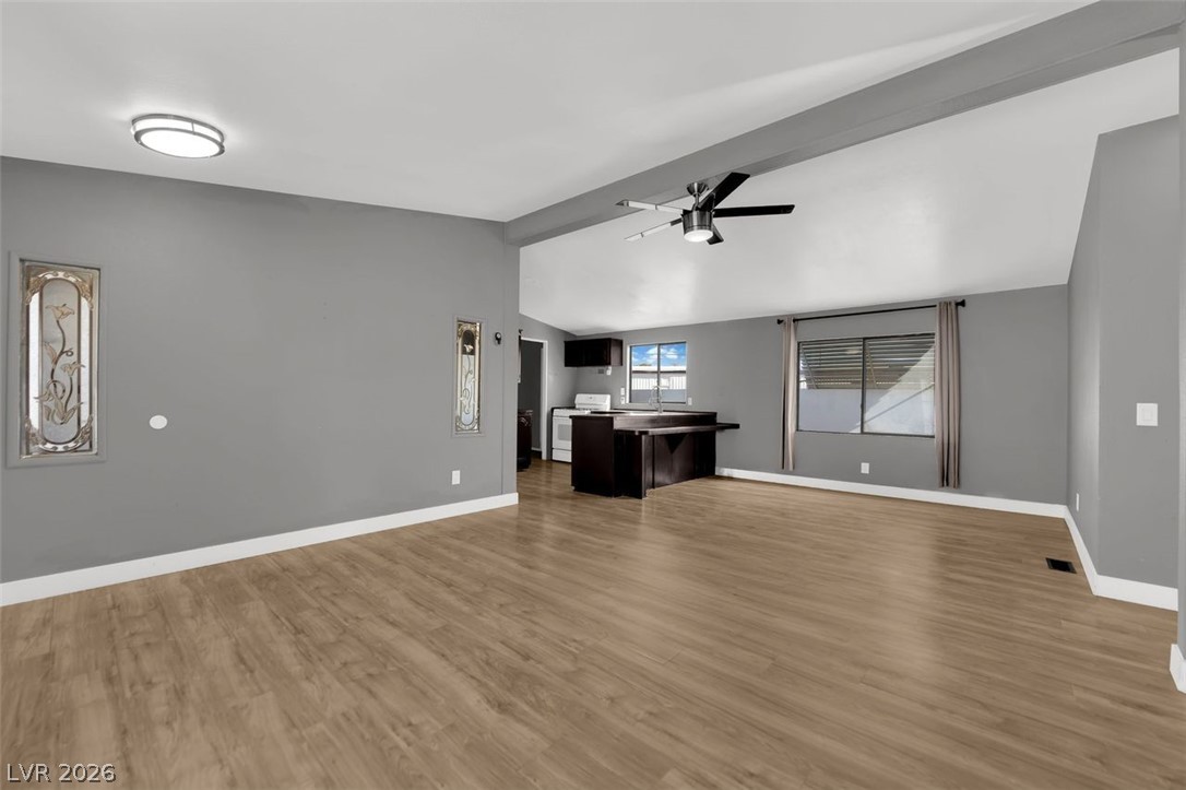 2878 Green Tree Avenue Property Photo 9