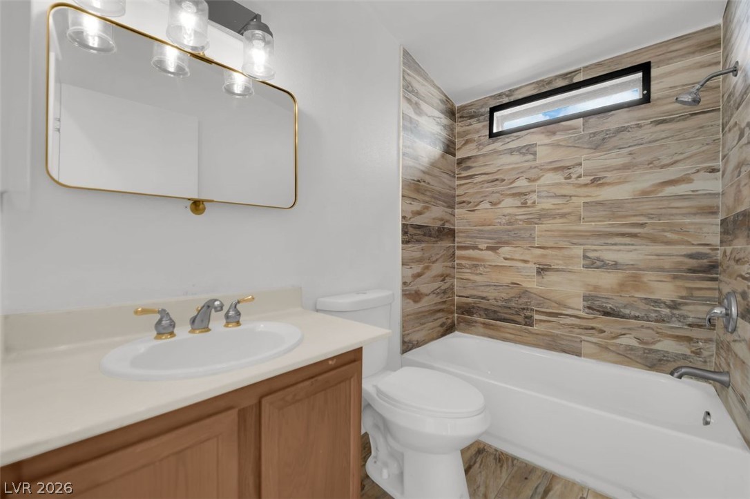 2878 Green Tree Avenue Property Photo 25