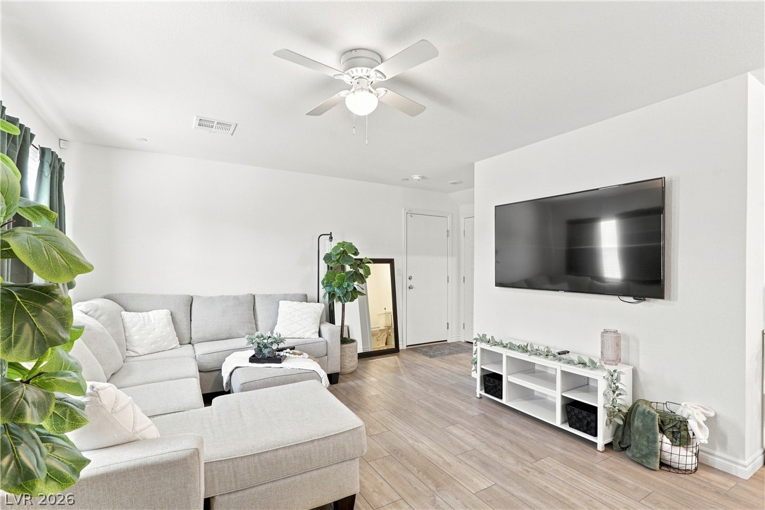 6246 Foxes Dale Street Property Photo 4