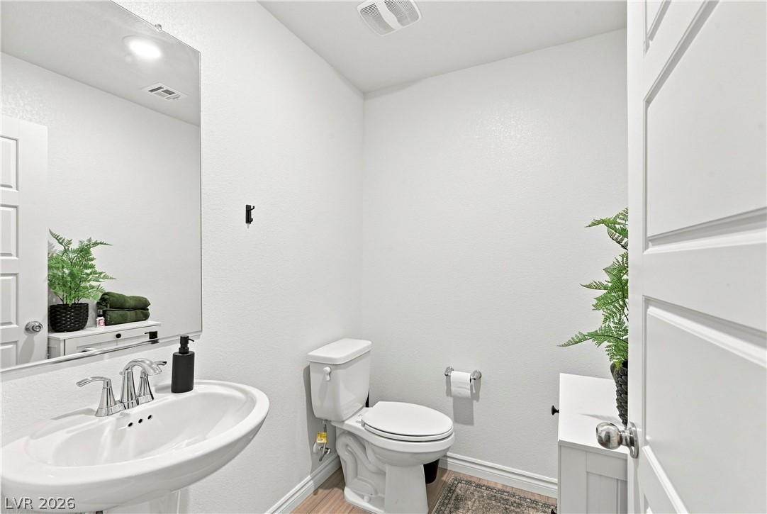 6246 Foxes Dale Street Property Photo 12