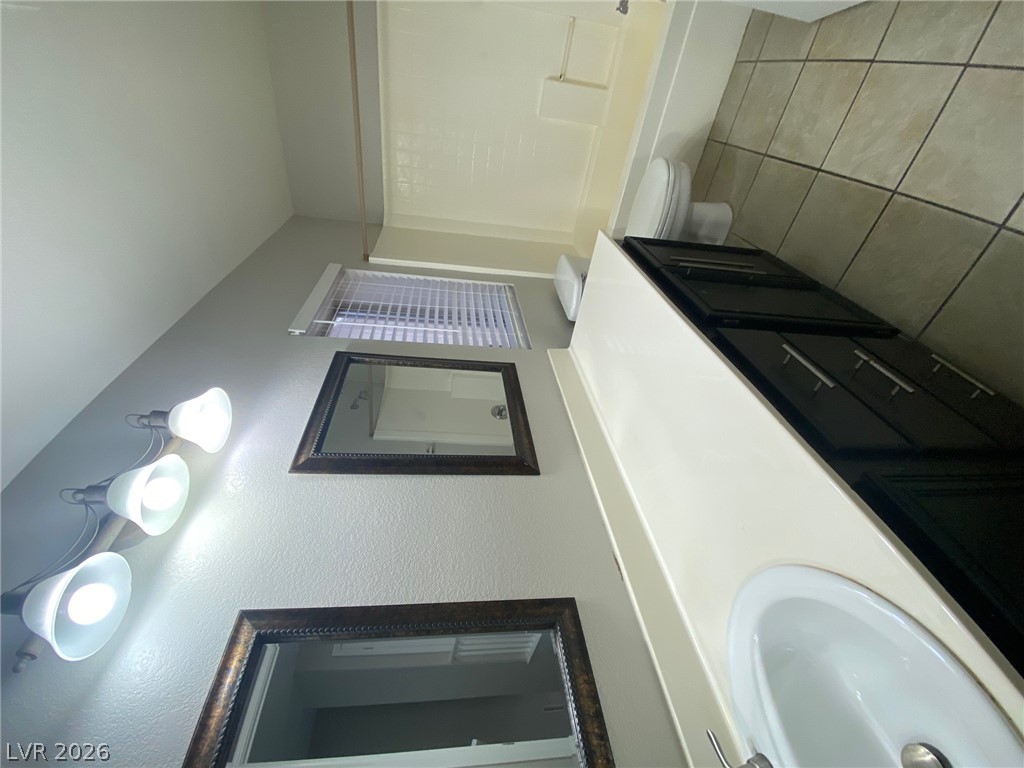 1081 Colgate Lane Property Photo 11