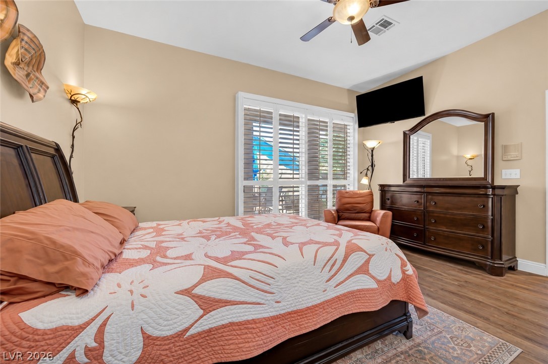 9272 Drifting Bay Street Property Photo 13