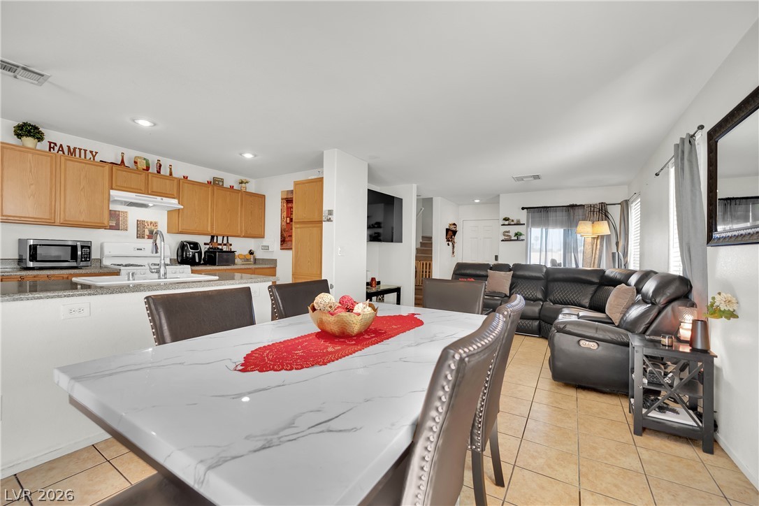 1700 Buck Island Street Property Photo 10
