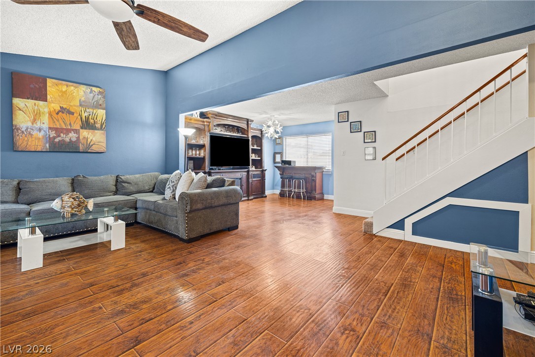 4322 Satinwood Drive Property Photo 6