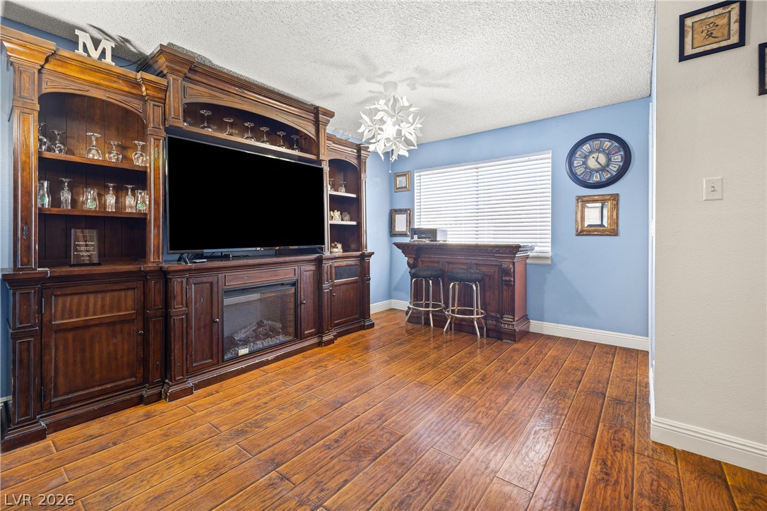 4322 Satinwood Drive Property Photo 9