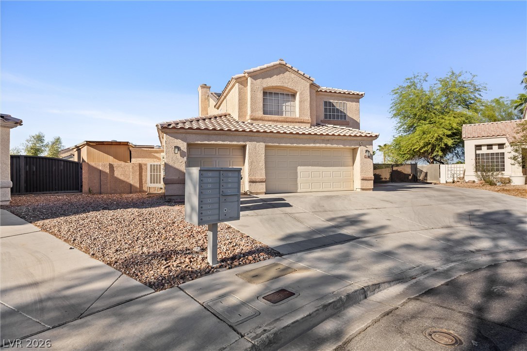 4908 Planet Court Property Photo 9