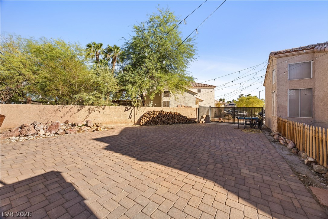 4908 Planet Court Property Photo 11