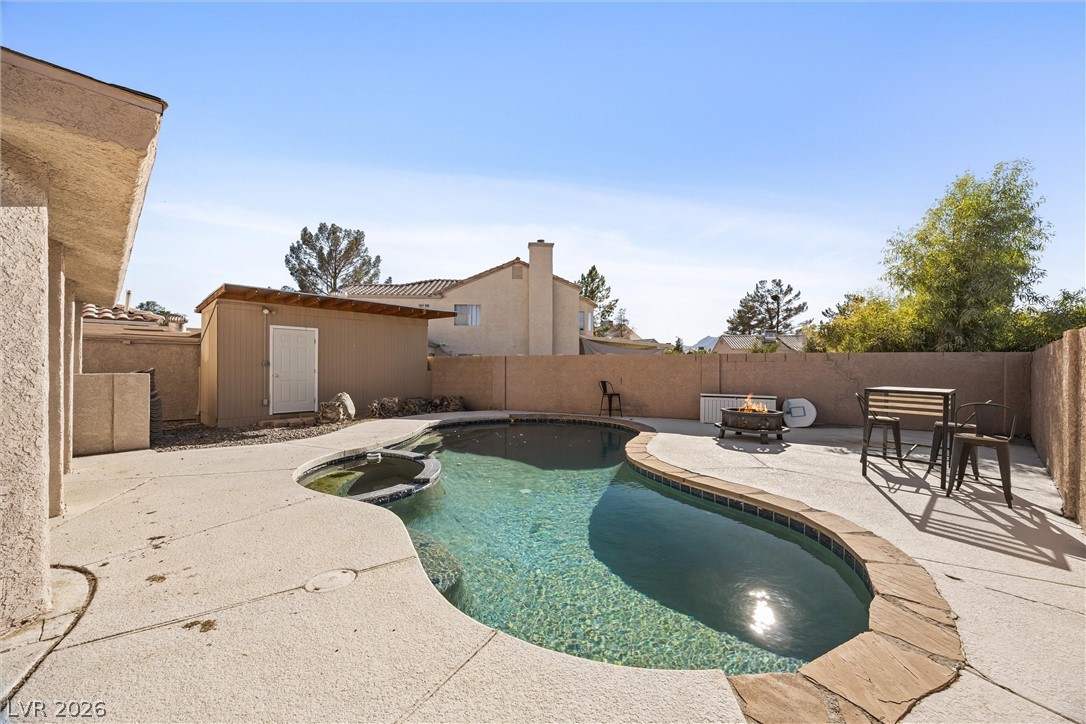 4908 Planet Court Property Photo 15