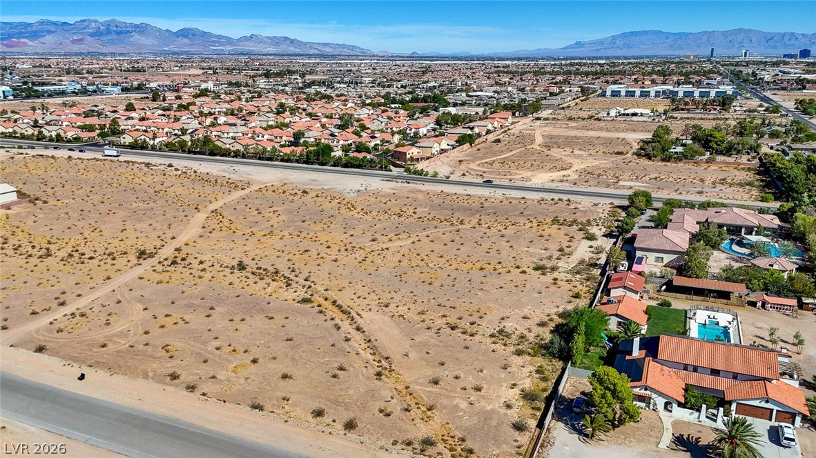 Pebble Road Property Photo 8