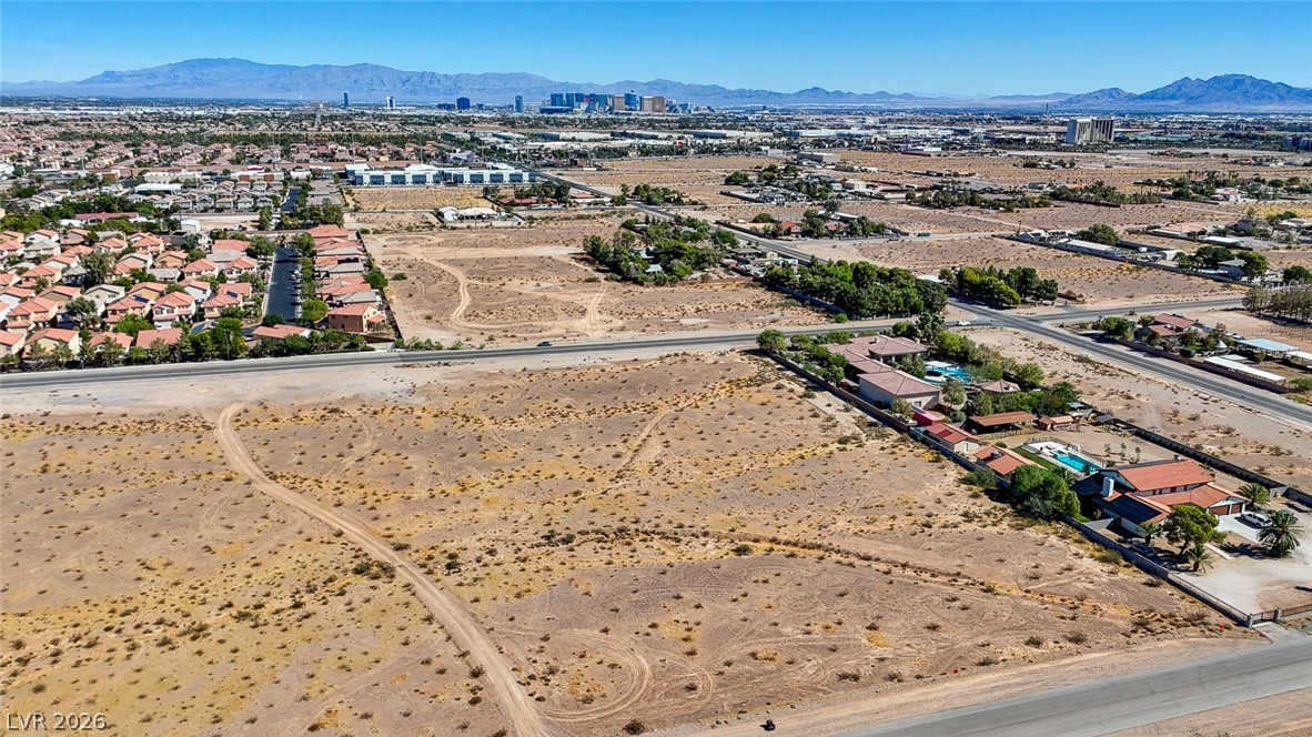 Pebble Road Property Photo 10