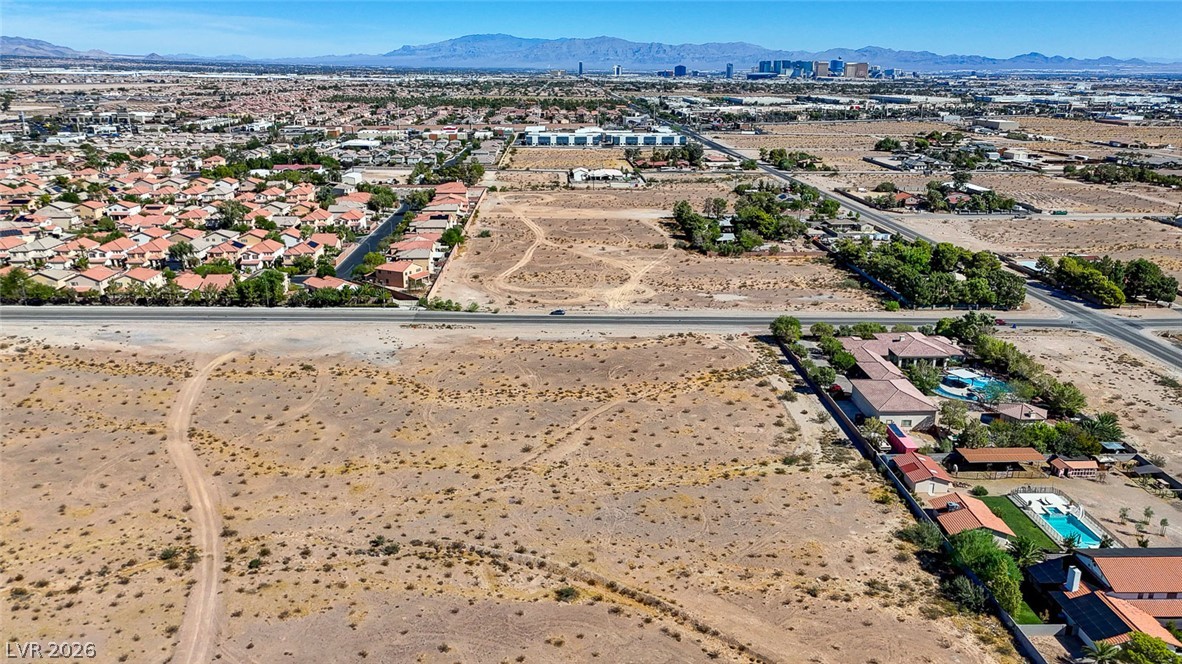 Pebble Road Property Photo 11