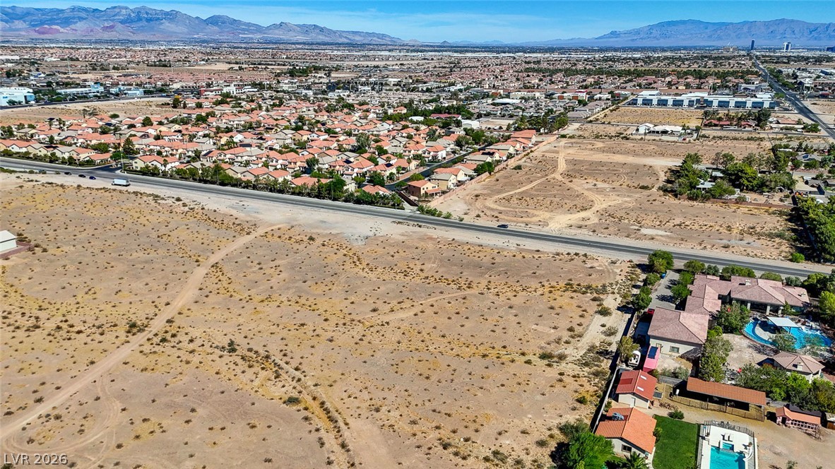 Pebble Road Property Photo 12