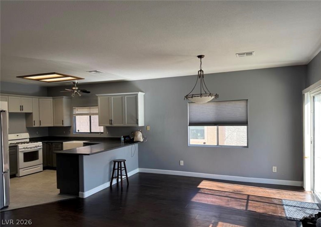 8305 Windchase Avenue Property Photo 4