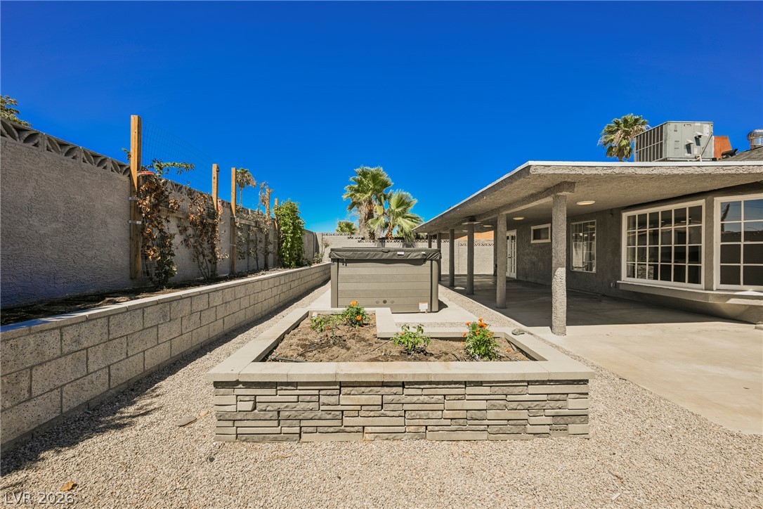 1612 Crest Haven Avenue Property Photo 16