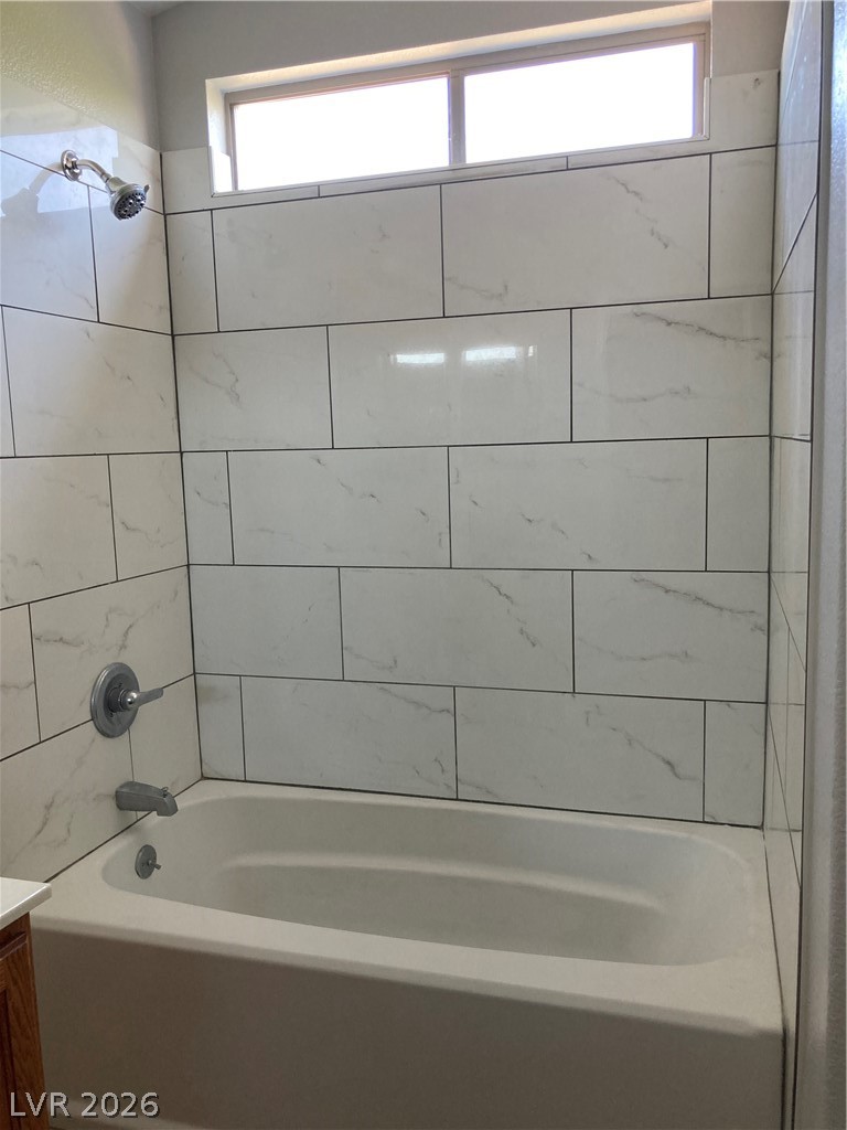 2816023 Property Photo 15