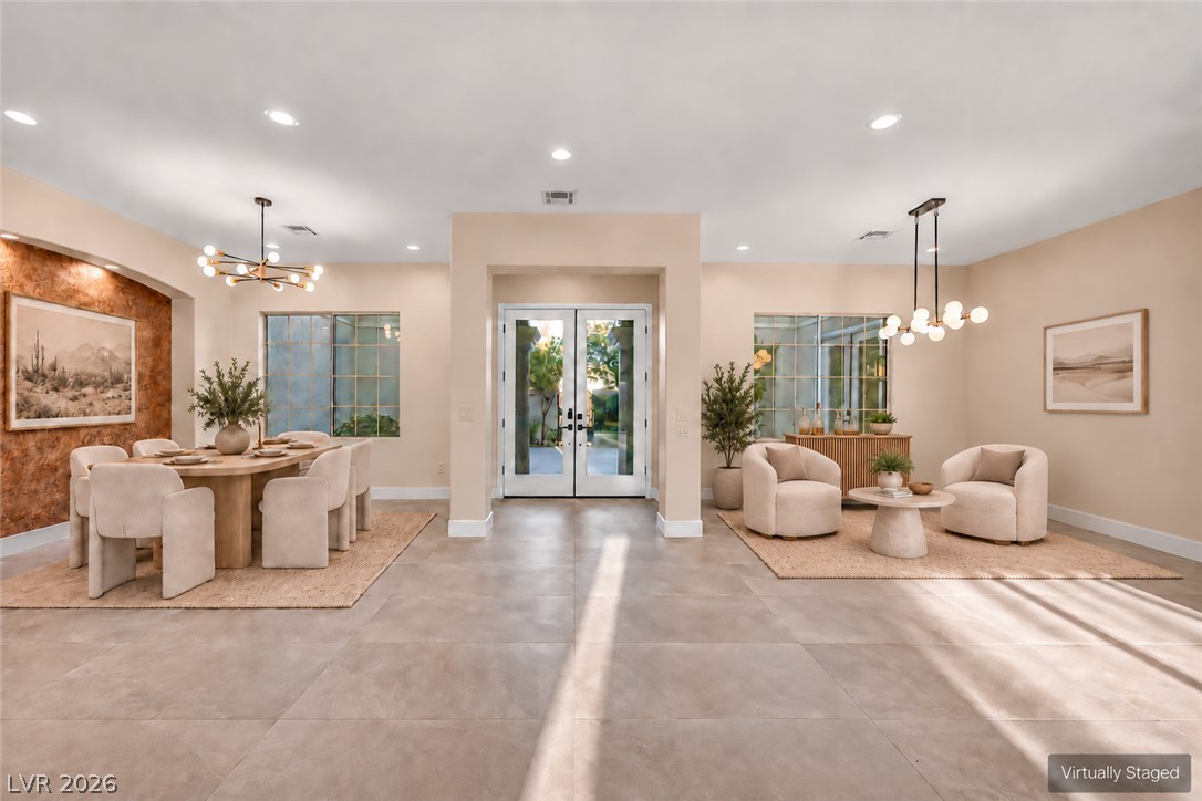 4555 Riva De Romanza Street Property Photo 4