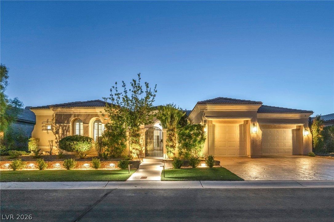 4555 Riva De Romanza Street Property Photo 22